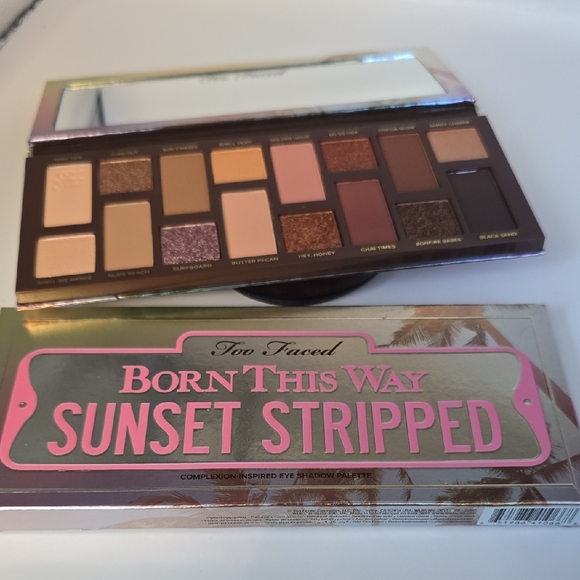 Too Faced Born This Way Sunset Stripped Palette - Warm Browns and Golds - Picture 4 of 9